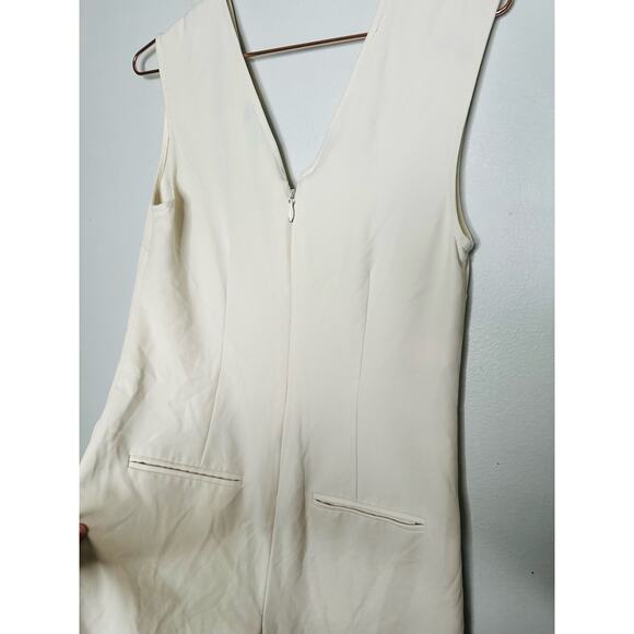 MARINA MOSCONE COLLECTIVE White Twill V-Neck Sleeveless Jumpsuit Size 2 - Picture 13 of 15